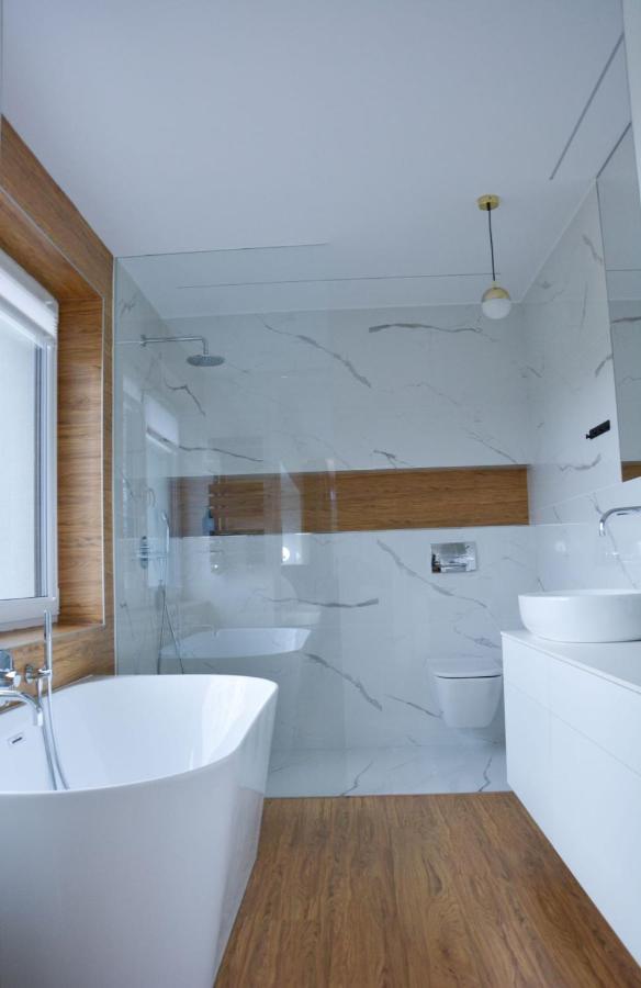 Luxury Apartment With Private Sauna Pod Javorovym Trinec Bagian luar foto